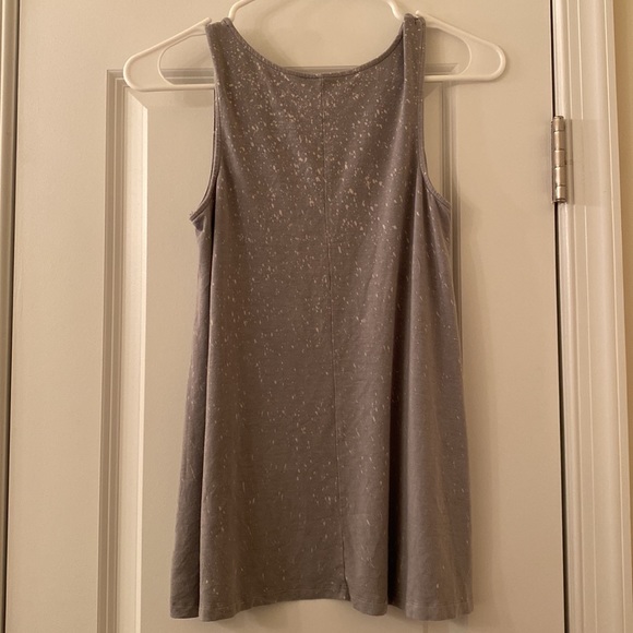 American Eagle’s soft & sexy gray with white specs tank top. Size XS. - Picture 3 of 3